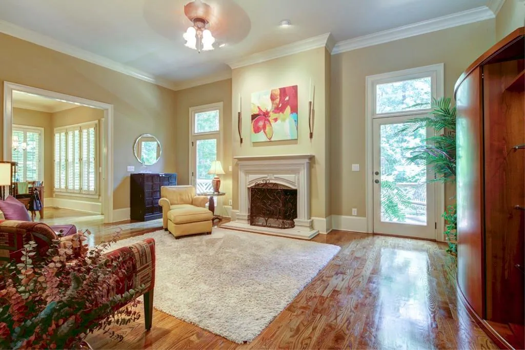 1880 Spalding Drive, Sandy Springs, Georgia 30350, 6 Bedrooms Bedrooms, ,4 BathroomsBathrooms,Residential,Sold,1880 Spalding Drive,5728382