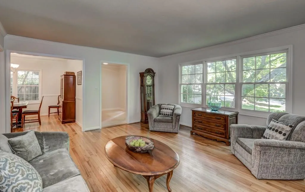 1106 Briar Vista Terrace, Atlanta, Georgia 30324, 4 Bedrooms Bedrooms, ,4 BathroomsBathrooms,Residential,Sold,1106 Briar Vista Terrace,5851691