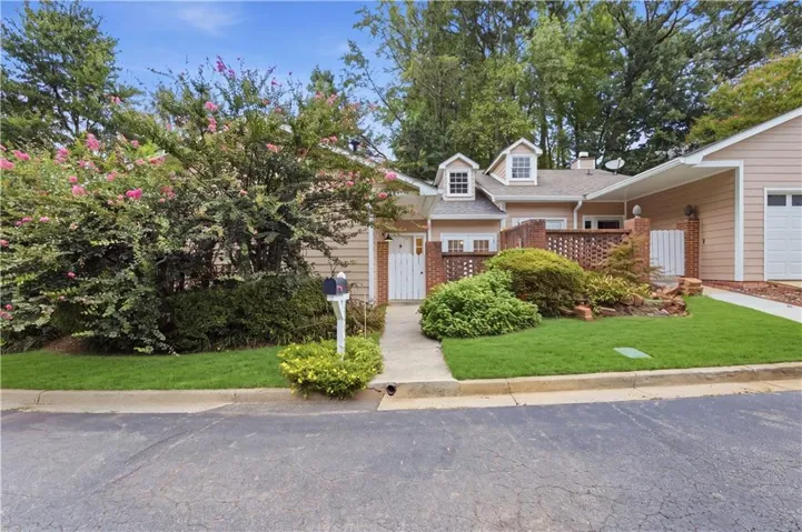 2958 Crosswycke Forest Drive Ne, Brookhaven, Georgia 30319