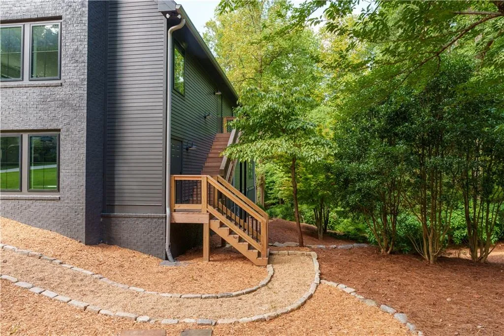 Separate entrance to bonus room with full bath!