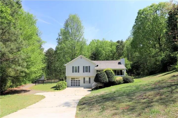 192 Deerfield Drive, Hiram, Georgia 30141