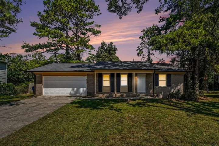2195 Rochelle Way, Atlanta, Georgia 30349