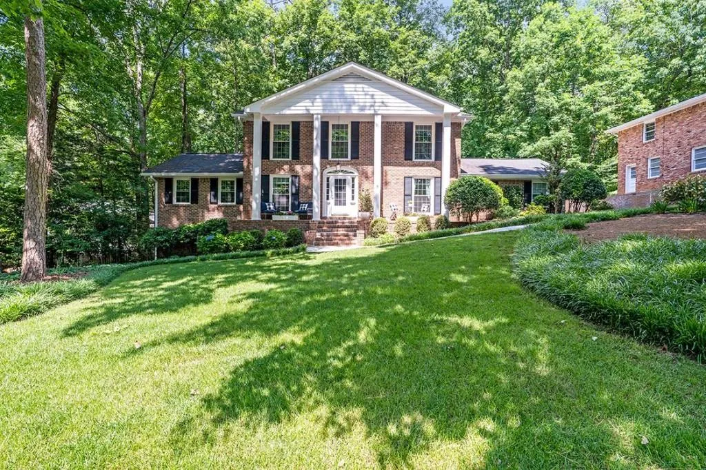 7110 Dunhill Terrace, Sandy Springs, Georgia 30328, 4 Bedrooms Bedrooms, ,3 BathroomsBathrooms,Residential,Sold,7110 Dunhill Terrace,7060877