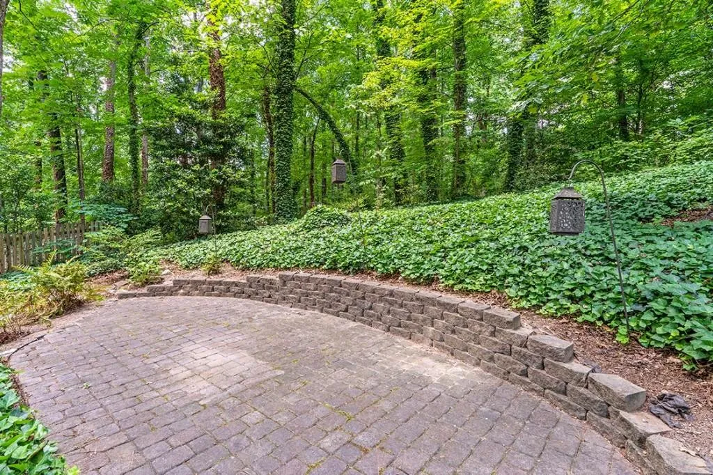 7110 Dunhill Terrace, Sandy Springs, Georgia 30328, 4 Bedrooms Bedrooms, ,3 BathroomsBathrooms,Residential,Sold,7110 Dunhill Terrace,7060877