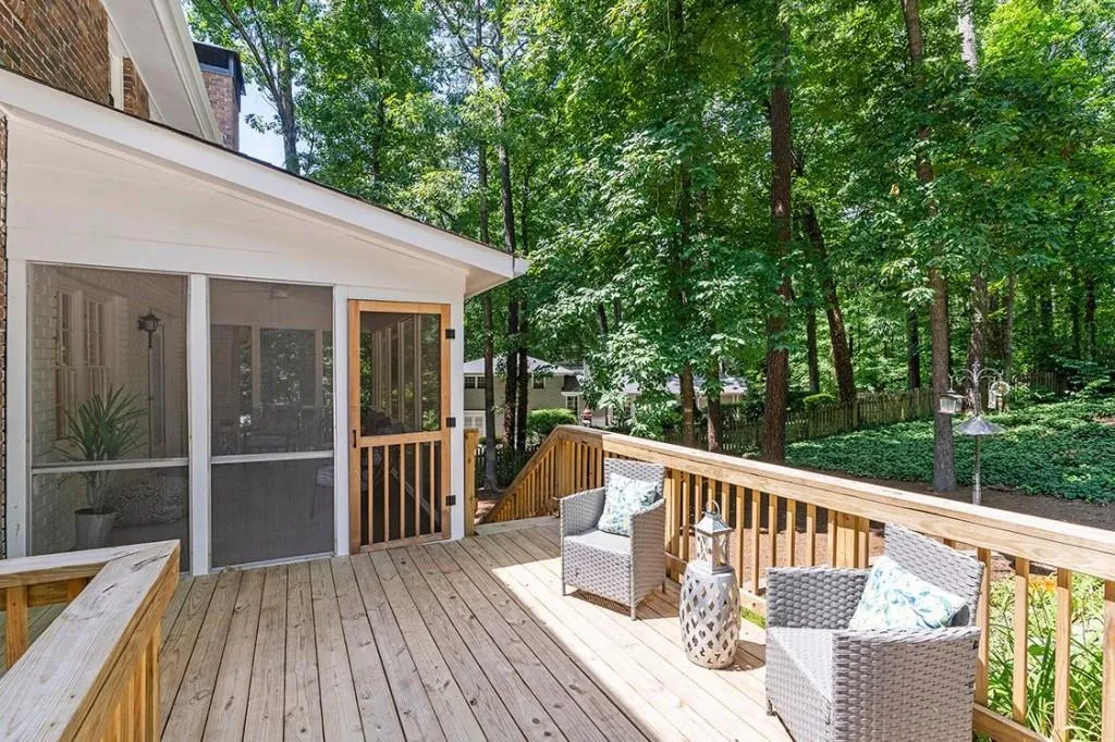 7110 Dunhill Terrace, Sandy Springs, Georgia 30328, 4 Bedrooms Bedrooms, ,3 BathroomsBathrooms,Residential,Sold,7110 Dunhill Terrace,7060877