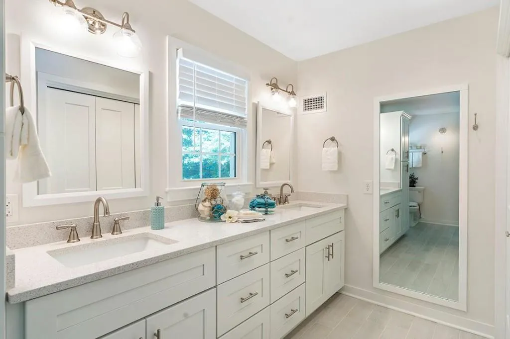 7110 Dunhill Terrace, Sandy Springs, Georgia 30328, 4 Bedrooms Bedrooms, ,3 BathroomsBathrooms,Residential,Sold,7110 Dunhill Terrace,7060877