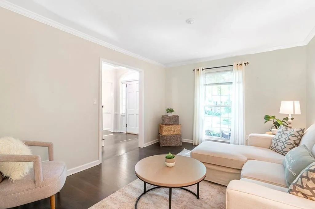 7110 Dunhill Terrace, Sandy Springs, Georgia 30328, 4 Bedrooms Bedrooms, ,3 BathroomsBathrooms,Residential,Sold,7110 Dunhill Terrace,7060877
