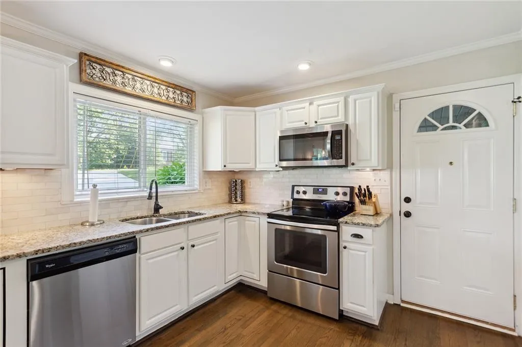 151 Hardeman Road, Atlanta, Georgia 30342, 3 Bedrooms Bedrooms, ,3 BathroomsBathrooms,Residential,Sold,151 Hardeman Road,7069826