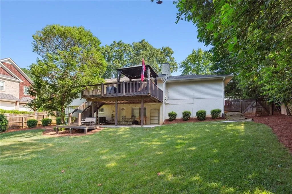 151 Hardeman Road, Atlanta, Georgia 30342, 3 Bedrooms Bedrooms, ,3 BathroomsBathrooms,Residential,Sold,151 Hardeman Road,7069826