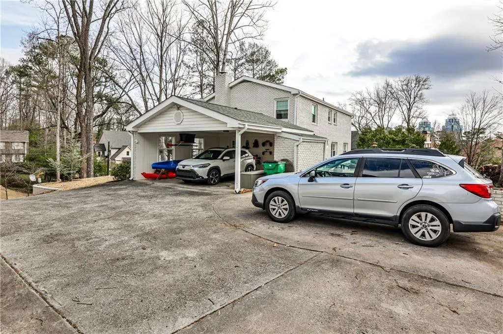 800 Glenairy Drive, Atlanta, Georgia 30328, 5 Bedrooms Bedrooms, ,3 BathroomsBathrooms,Residential,Sold,800 Glenairy Drive,7535879