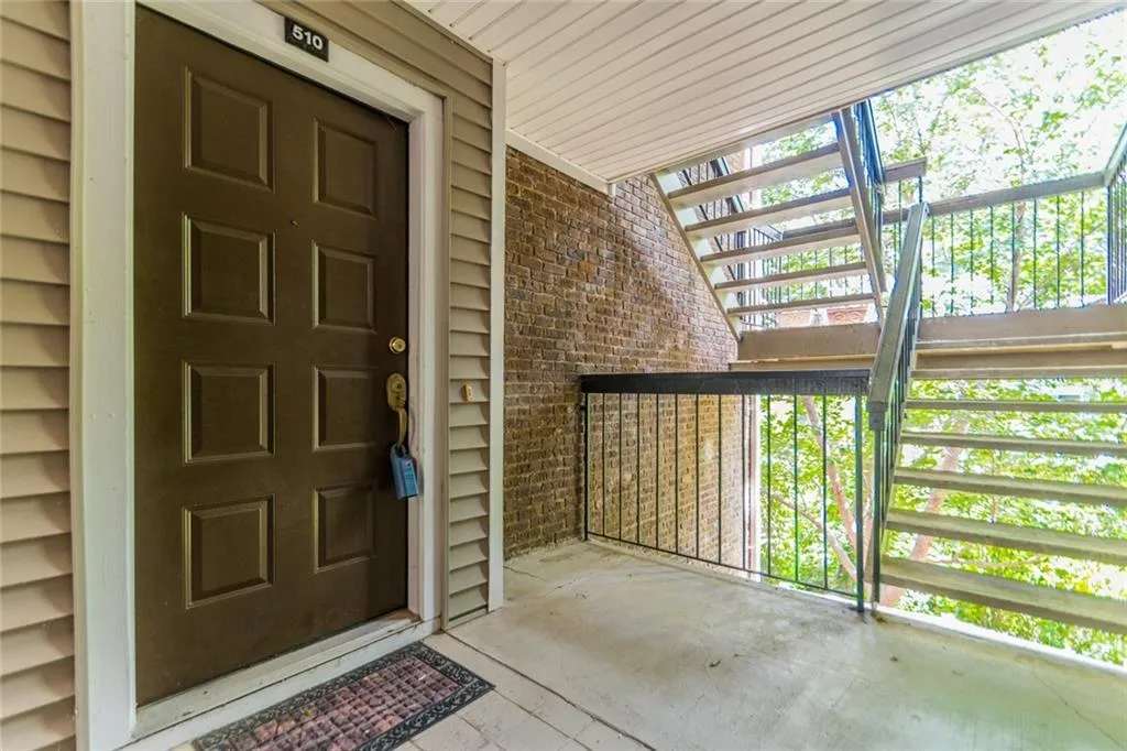 Georgia 30350, ,2 BathroomsBathrooms,Residential,Sold,6616360