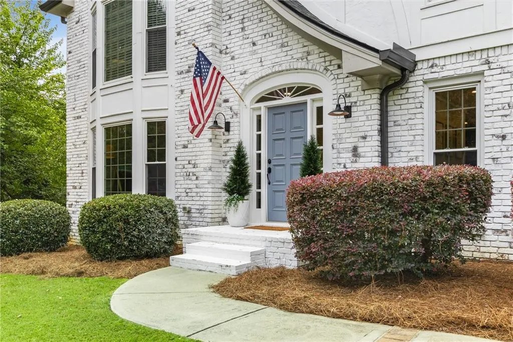 1655 Redbourne Drive, Sandy Springs, Georgia 30350, 4 Bedrooms Bedrooms, ,3 BathroomsBathrooms,Residential,For Sale,1655 Redbourne Drive,7651371