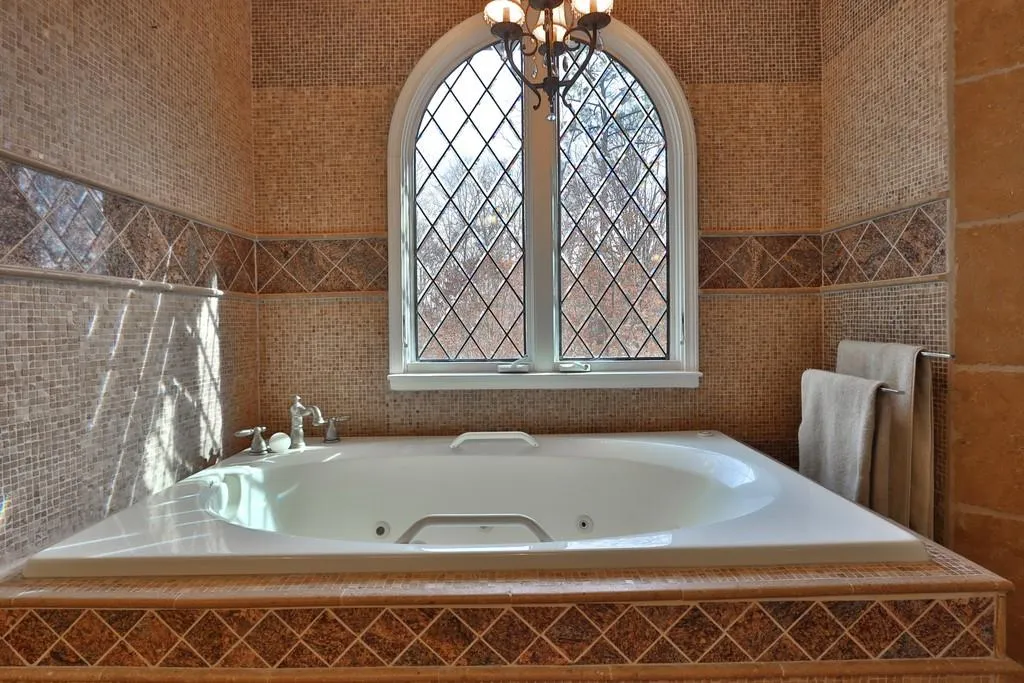 305 Skyridge Drive, Sandy Springs, Georgia 30350, 4 Bedrooms Bedrooms, ,3 BathroomsBathrooms,Residential,Sold,305 Skyridge Drive,6659820