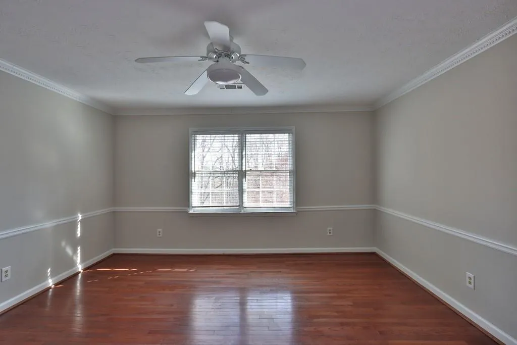 305 Skyridge Drive, Sandy Springs, Georgia 30350, 4 Bedrooms Bedrooms, ,3 BathroomsBathrooms,Residential,Sold,305 Skyridge Drive,6659820