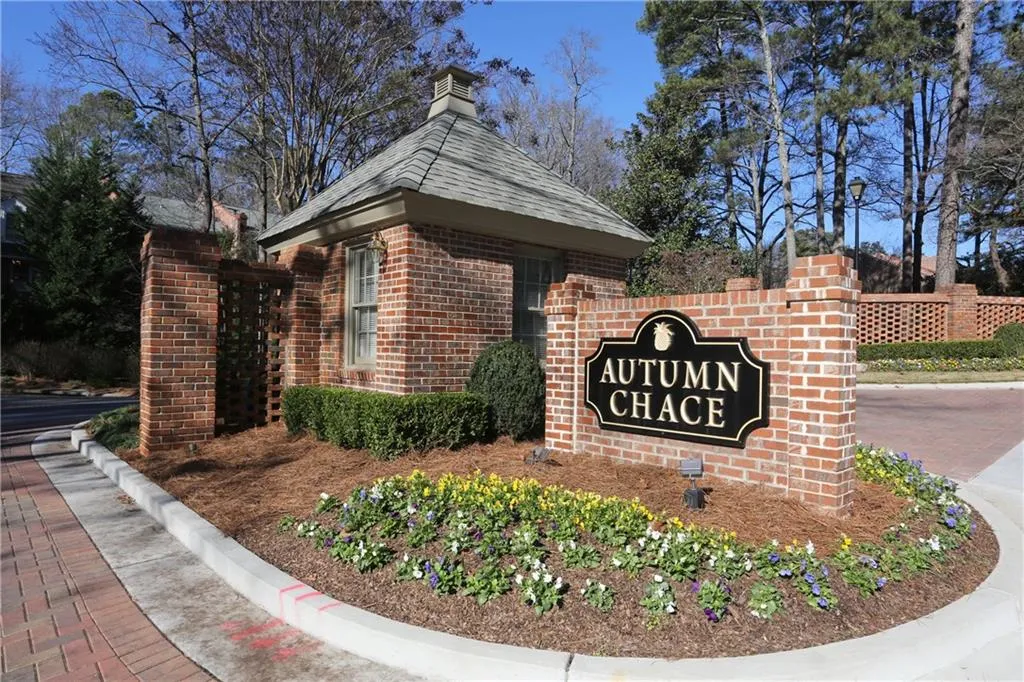 432 The North Chace Unit 432, Sandy Springs, Georgia 30328, 3 Bedrooms Bedrooms, ,2 BathroomsBathrooms,Residential,Sold,432 The North Chace Unit 432,5631448