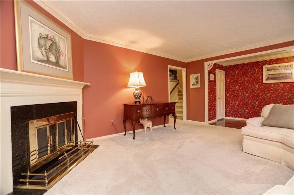 432 The North Chace Unit 432, Sandy Springs, Georgia 30328, 3 Bedrooms Bedrooms, ,2 BathroomsBathrooms,Residential,Sold,432 The North Chace Unit 432,5631448