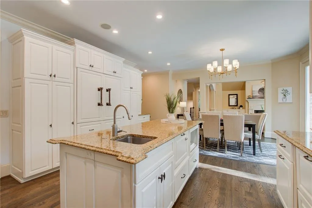 1065 Balmoral Road, Atlanta, Georgia 30342, 5 Bedrooms Bedrooms, ,4 BathroomsBathrooms,Residential,Sold,1065 Balmoral Road,7189769