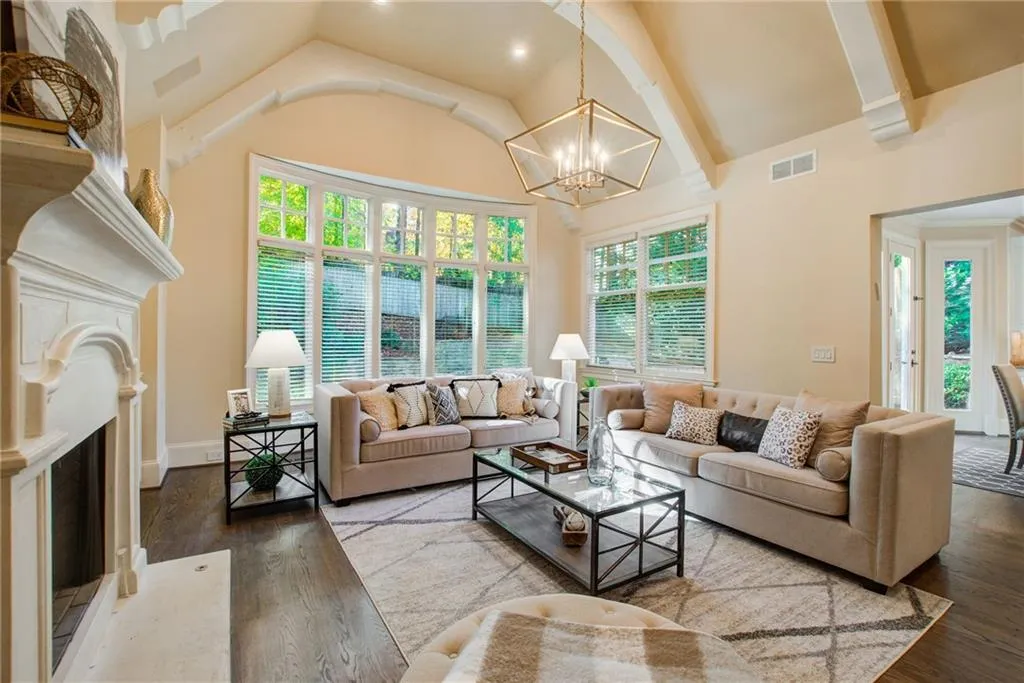 1065 Balmoral Road, Atlanta, Georgia 30342, 5 Bedrooms Bedrooms, ,4 BathroomsBathrooms,Residential,Sold,1065 Balmoral Road,7189769