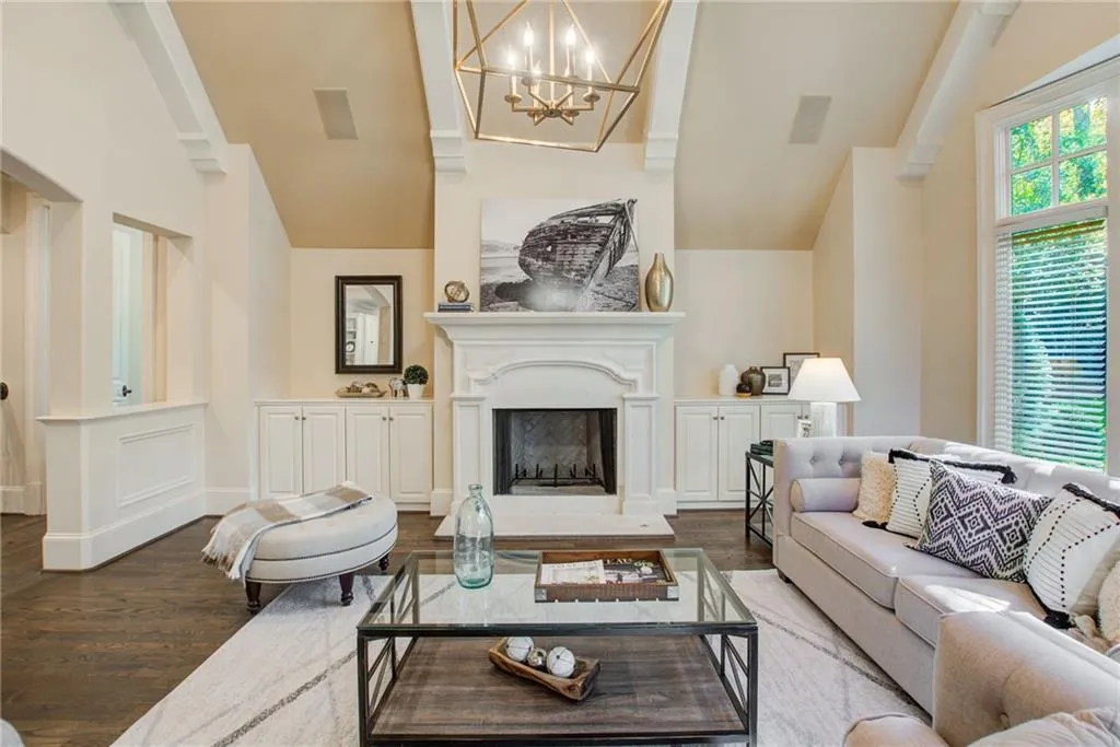 1065 Balmoral Road, Atlanta, Georgia 30342, 5 Bedrooms Bedrooms, ,4 BathroomsBathrooms,Residential,Sold,1065 Balmoral Road,7189769