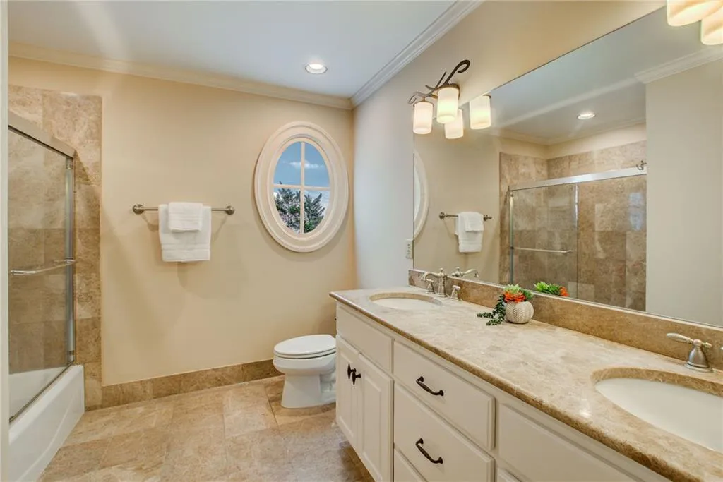 1065 Balmoral Road, Atlanta, Georgia 30342, 5 Bedrooms Bedrooms, ,4 BathroomsBathrooms,Residential,Sold,1065 Balmoral Road,7189769