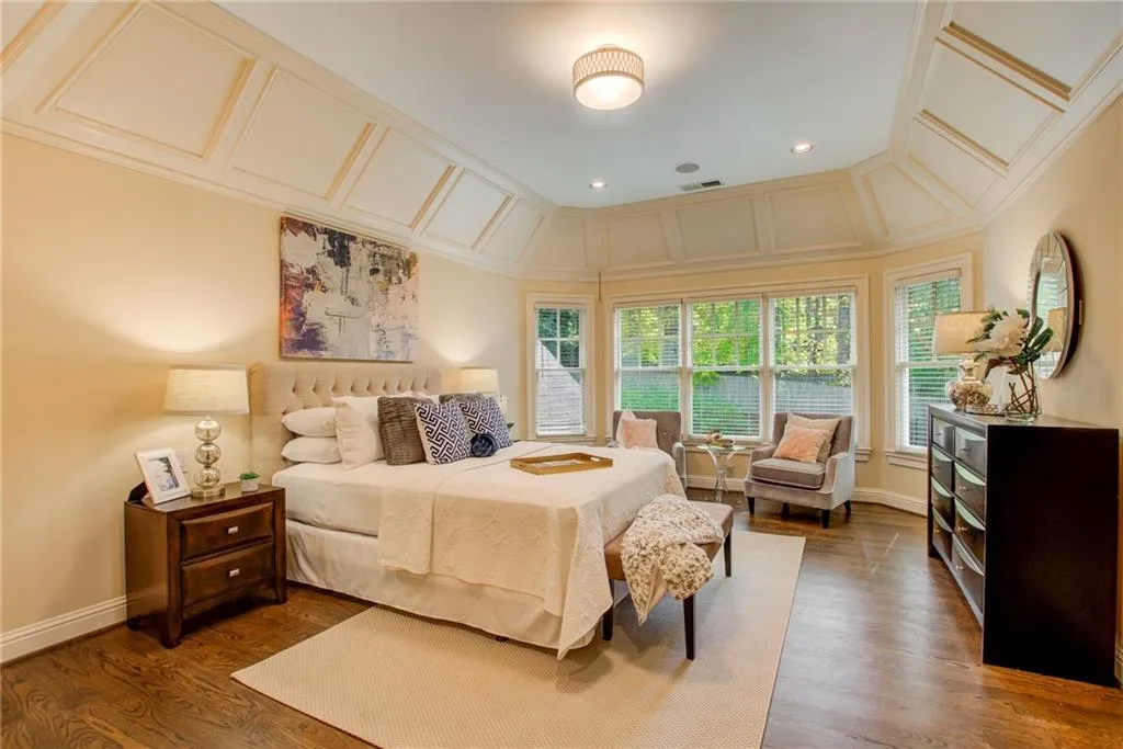 1065 Balmoral Road, Atlanta, Georgia 30342, 5 Bedrooms Bedrooms, ,4 BathroomsBathrooms,Residential,Sold,1065 Balmoral Road,7189769