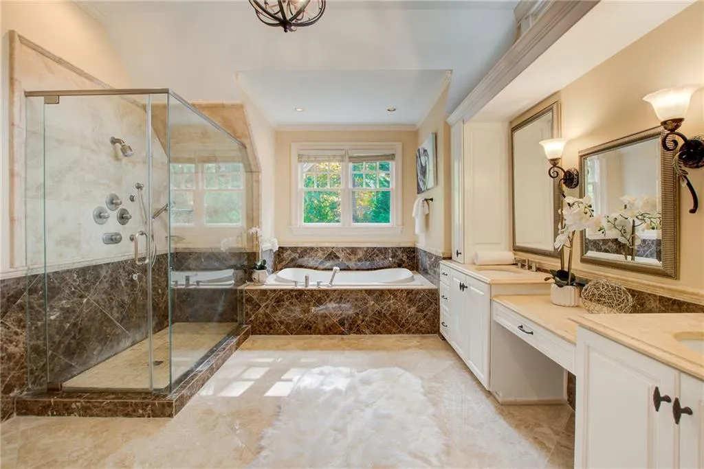 1065 Balmoral Road, Atlanta, Georgia 30342, 5 Bedrooms Bedrooms, ,4 BathroomsBathrooms,Residential,Sold,1065 Balmoral Road,7189769