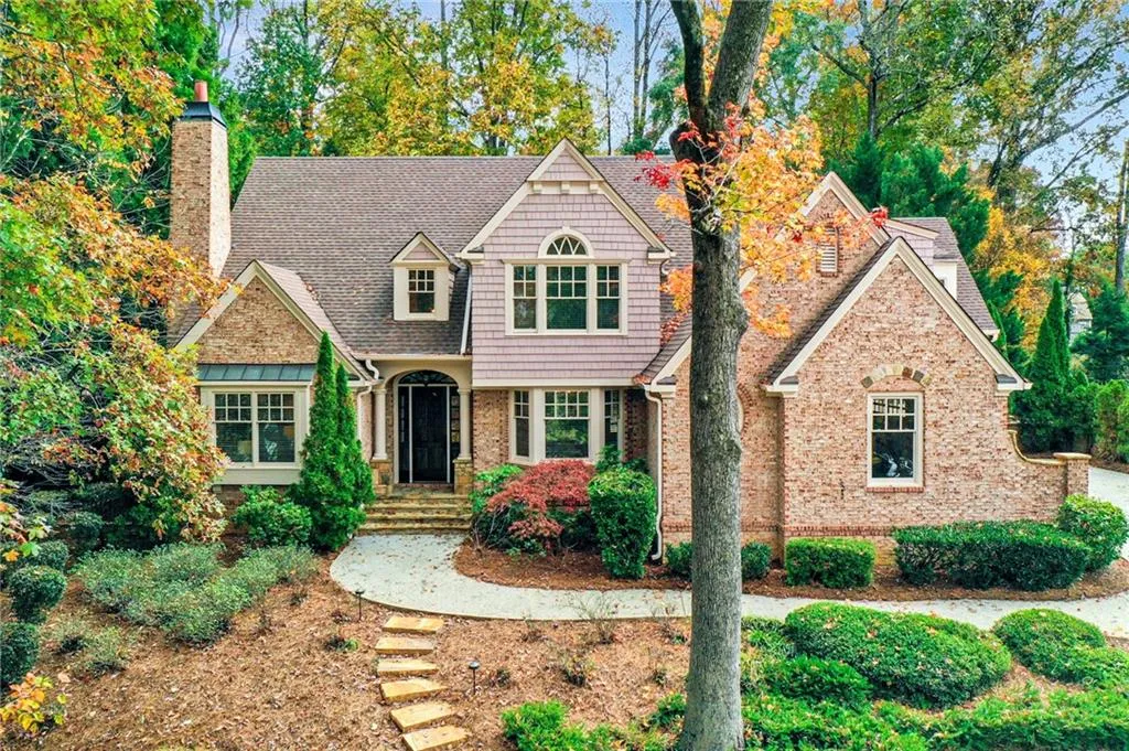 1065 Balmoral Road, Atlanta, Georgia 30342, 5 Bedrooms Bedrooms, ,4 BathroomsBathrooms,Residential,Sold,1065 Balmoral Road,7189769
