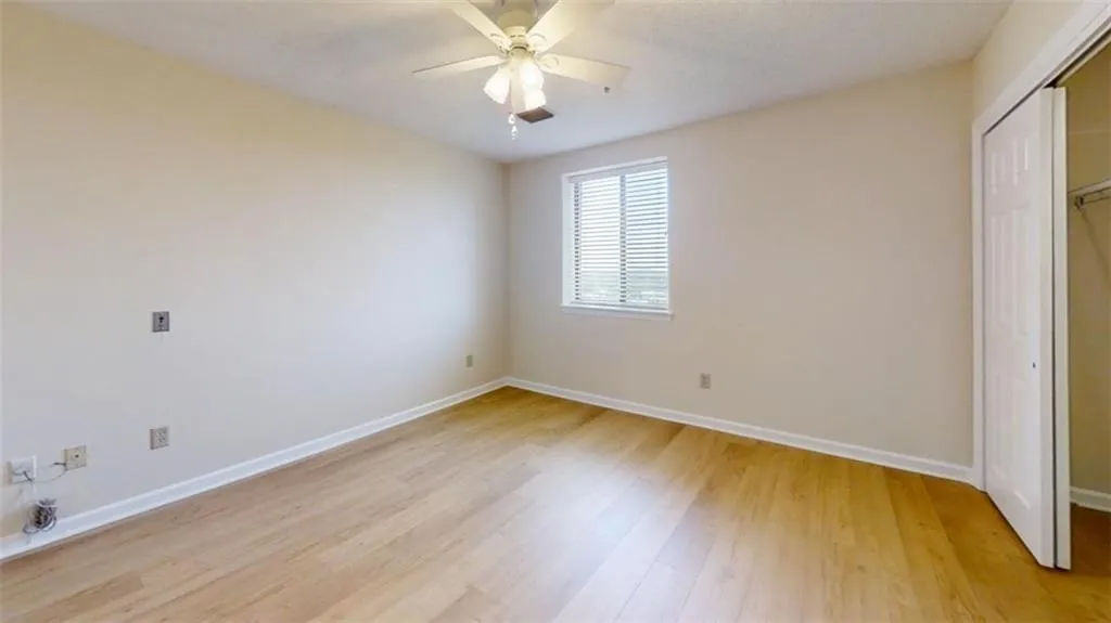 300 Johnson Ferry Road Ne Unit B1007, Sandy Springs, Georgia 30328, 1 Bedroom Bedrooms, ,1 BathroomBathrooms,Residential,Sold,300 Johnson Ferry Road Ne Unit B1007,7415968