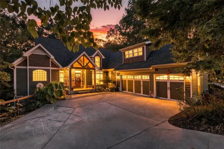 251 White Antelope Street, Waleska, Georgia 30183