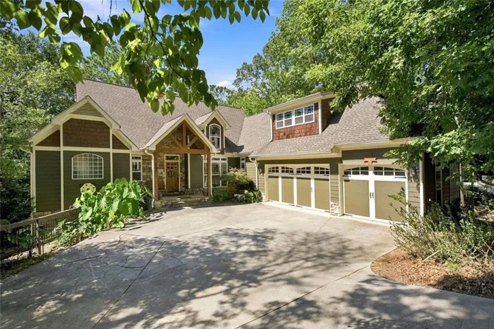 251 White Antelope Street, Waleska, Georgia 30183