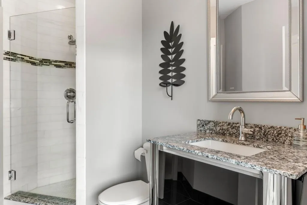 Atlanta, Georgia 30309, 2 Bedrooms Bedrooms, ,2 BathroomsBathrooms,Residential,For Sale,7625819