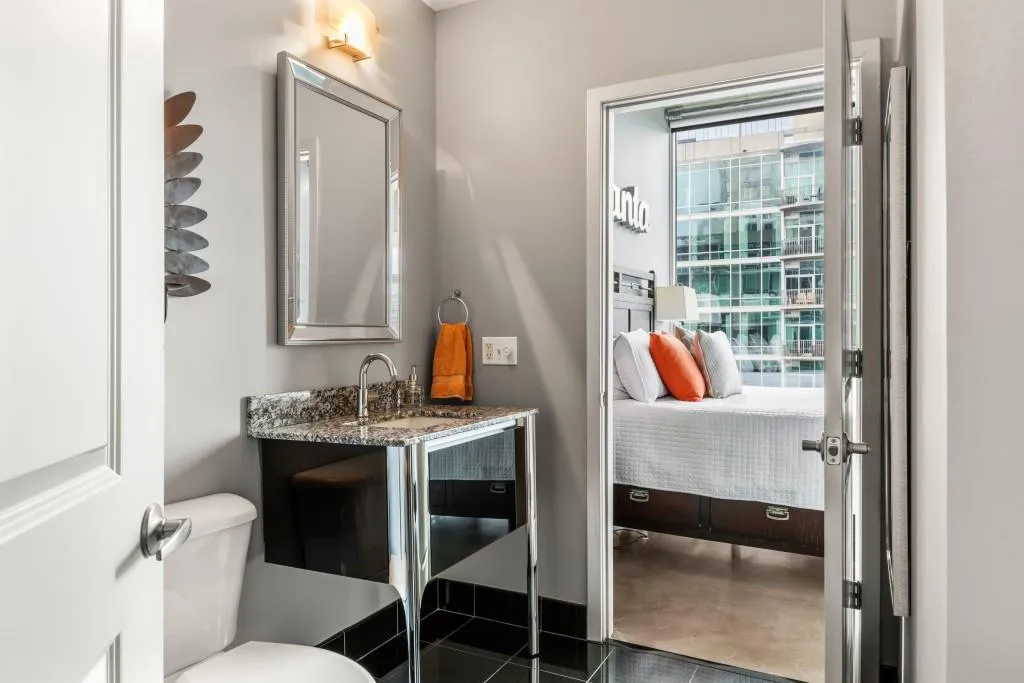 Atlanta, Georgia 30309, 2 Bedrooms Bedrooms, ,2 BathroomsBathrooms,Residential,For Sale,7625819