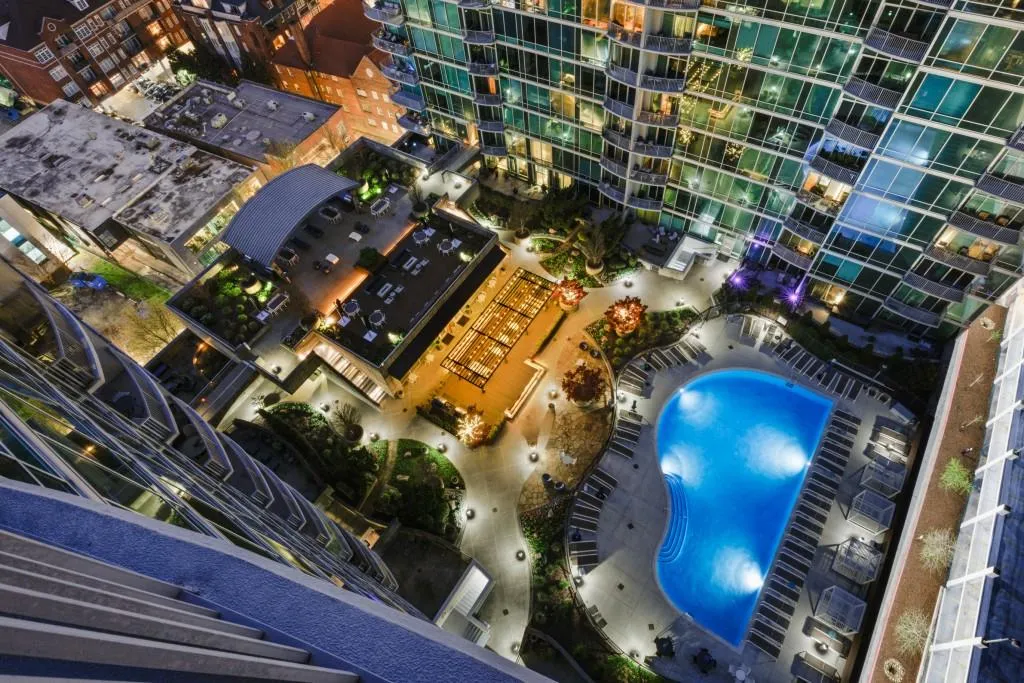 Atlanta, Georgia 30309, 2 Bedrooms Bedrooms, ,2 BathroomsBathrooms,Residential,For Sale,7625819