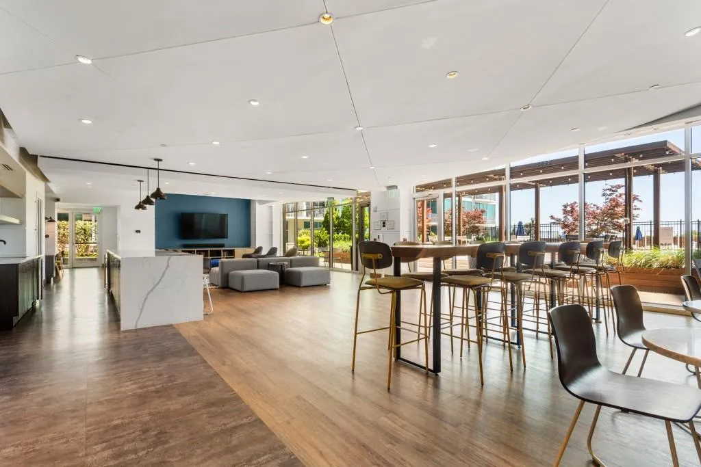 Atlanta, Georgia 30309, 2 Bedrooms Bedrooms, ,2 BathroomsBathrooms,Residential,For Sale,7625819