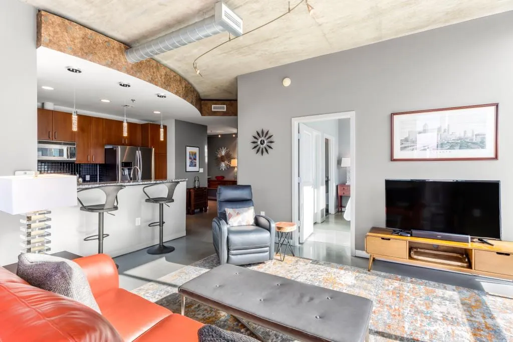 Atlanta, Georgia 30309, 2 Bedrooms Bedrooms, ,2 BathroomsBathrooms,Residential,For Sale,7625819