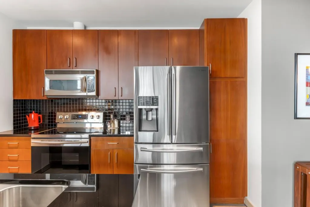 Atlanta, Georgia 30309, 2 Bedrooms Bedrooms, ,2 BathroomsBathrooms,Residential,For Sale,7625819