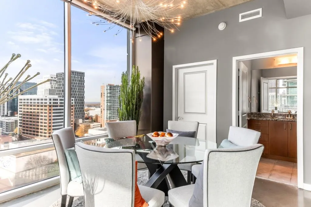 Atlanta, Georgia 30309, 2 Bedrooms Bedrooms, ,2 BathroomsBathrooms,Residential,For Sale,7625819