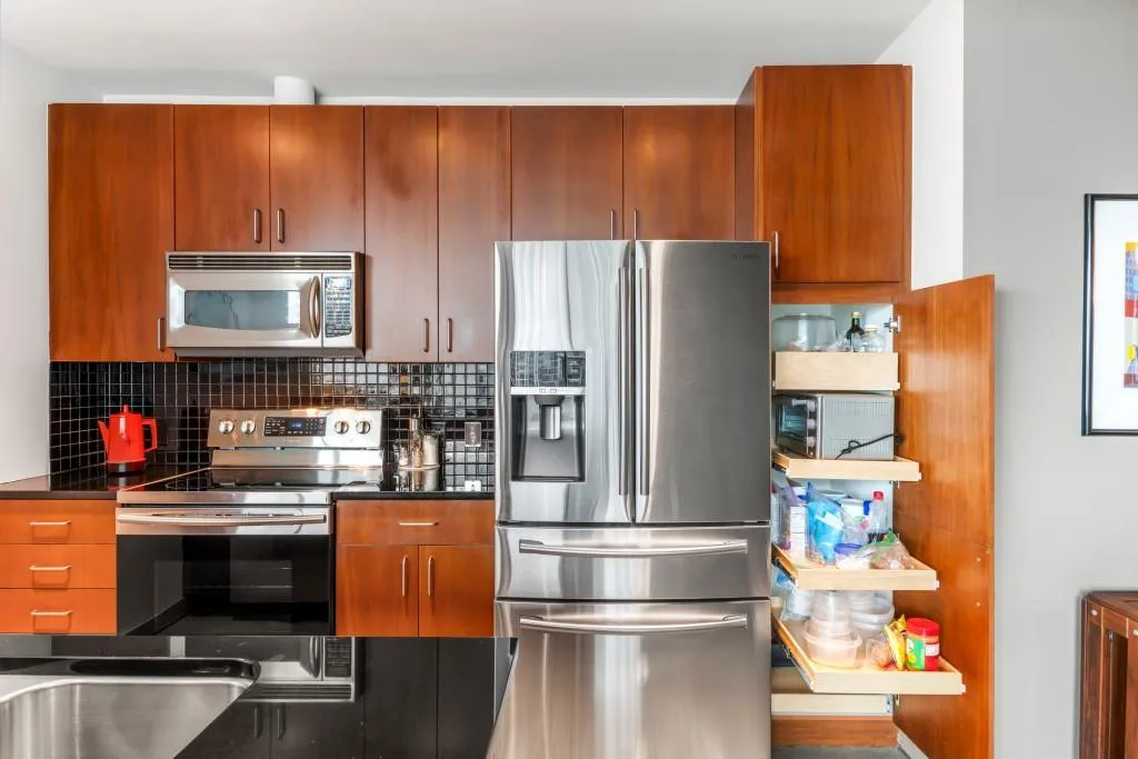 Atlanta, Georgia 30309, 2 Bedrooms Bedrooms, ,2 BathroomsBathrooms,Residential,For Sale,7625819