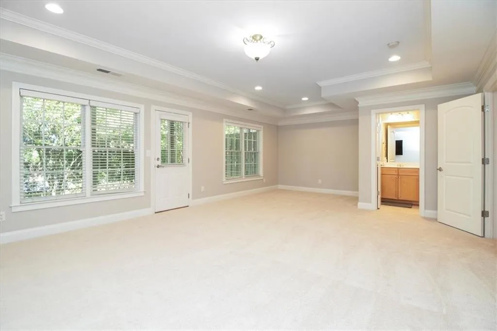 238 Meeting Lane Unit 47, Atlanta, Georgia 30342, 4 Bedrooms Bedrooms, ,2 BathroomsBathrooms,Residential,Sold,238 Meeting Lane Unit 47,6949519