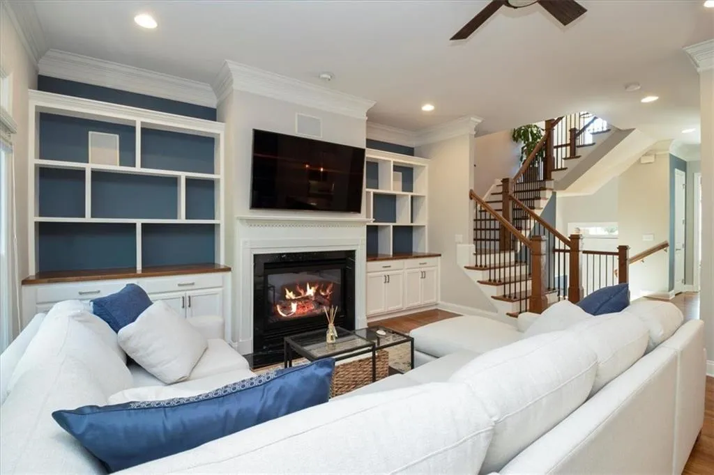 238 Meeting Lane Unit 47, Atlanta, Georgia 30342, 4 Bedrooms Bedrooms, ,2 BathroomsBathrooms,Residential,Sold,238 Meeting Lane Unit 47,6949519