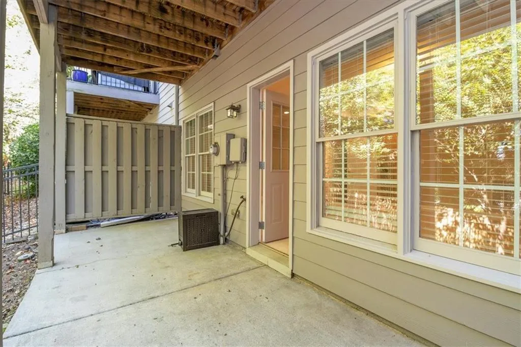 238 Meeting Lane Unit 47, Atlanta, Georgia 30342, 4 Bedrooms Bedrooms, ,2 BathroomsBathrooms,Residential,Sold,238 Meeting Lane Unit 47,6949519
