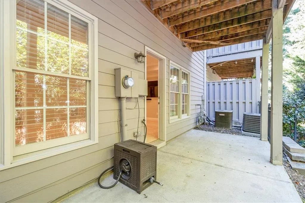 238 Meeting Lane Unit 47, Atlanta, Georgia 30342, 4 Bedrooms Bedrooms, ,2 BathroomsBathrooms,Residential,Sold,238 Meeting Lane Unit 47,6949519