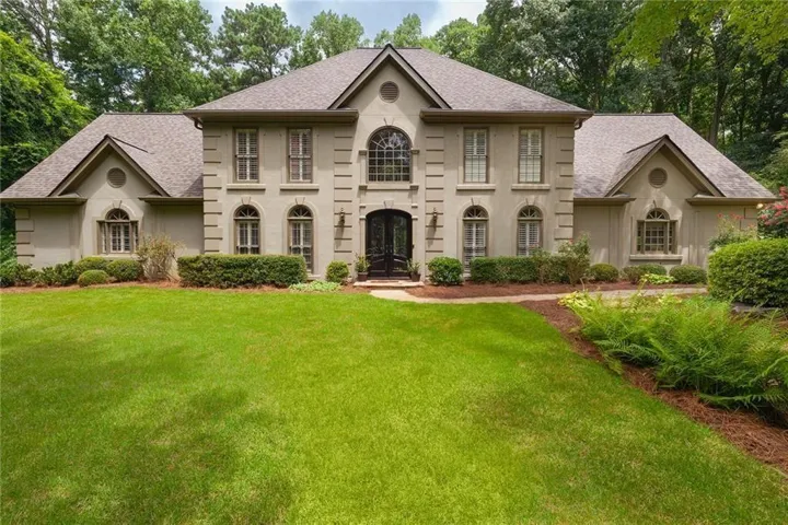 5825 Plantation Drive, Roswell, Georgia 30075