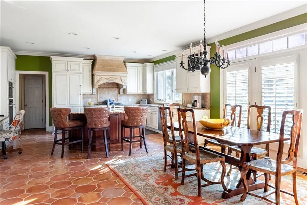3460 Paces Valley Road Nw, Atlanta, Georgia 30327, 5 Bedrooms Bedrooms, 0 ,4 BathroomsBathrooms,Residential,For Sale,3460 Paces Valley Road Nw,7709498
