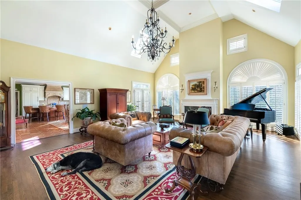3460 Paces Valley Road Nw, Atlanta, Georgia 30327, 5 Bedrooms Bedrooms, 0 ,4 BathroomsBathrooms,Residential,For Sale,3460 Paces Valley Road Nw,7709498