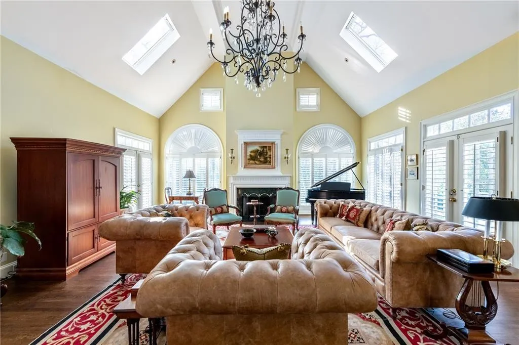 3460 Paces Valley Road Nw, Atlanta, Georgia 30327, 5 Bedrooms Bedrooms, 0 ,4 BathroomsBathrooms,Residential,For Sale,3460 Paces Valley Road Nw,7709498