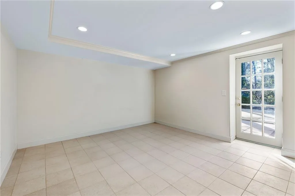3460 Paces Valley Road Nw, Atlanta, Georgia 30327, 5 Bedrooms Bedrooms, 0 ,4 BathroomsBathrooms,Residential,For Sale,3460 Paces Valley Road Nw,7709498