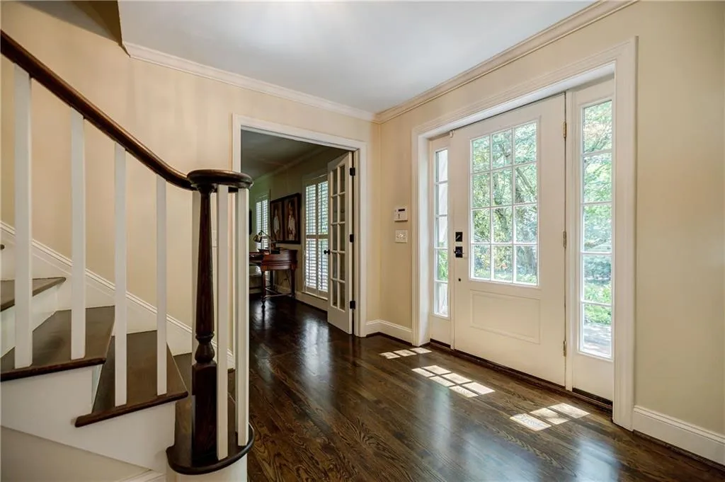 5640 Lake Forrest Drive, Atlanta, Georgia 30342, 5 Bedrooms Bedrooms, ,4 BathroomsBathrooms,Residential,Sold,5640 Lake Forrest Drive,7273487