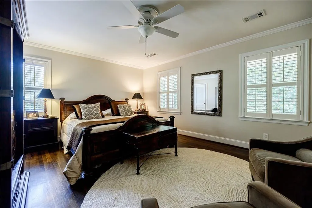 5640 Lake Forrest Drive, Atlanta, Georgia 30342, 5 Bedrooms Bedrooms, ,4 BathroomsBathrooms,Residential,Sold,5640 Lake Forrest Drive,7273487