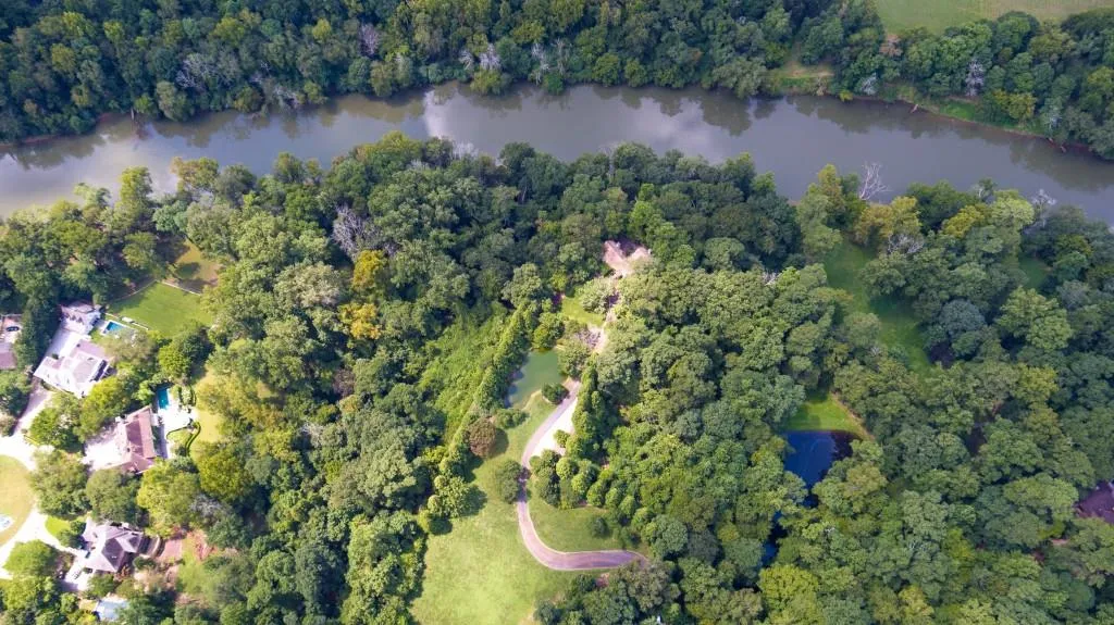 2100 West Wesley Road, Atlanta, Georgia 30327, 3 Bedrooms Bedrooms, ,3 BathroomsBathrooms,Land,For Sale,2100 West Wesley Road,7552397